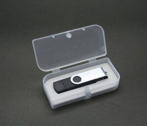 جعبه طلقی کوچک فلش مموری